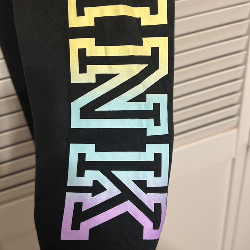 Pink Victoria’s Secret yoga leggings - Picture 3 of 6